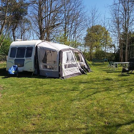 Hotel Caravane Les Fontenelles Saligny-sur-Roudon Zewnętrze zdjęcie