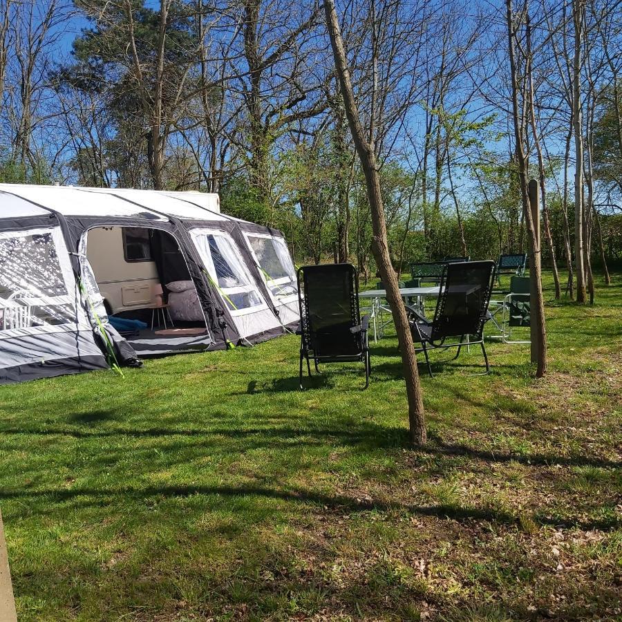 Hotel Caravane Les Fontenelles Saligny-sur-Roudon Zewnętrze zdjęcie