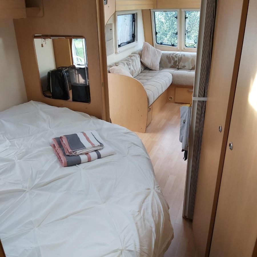 Hotel Caravane Les Fontenelles Saligny-sur-Roudon Zewnętrze zdjęcie
